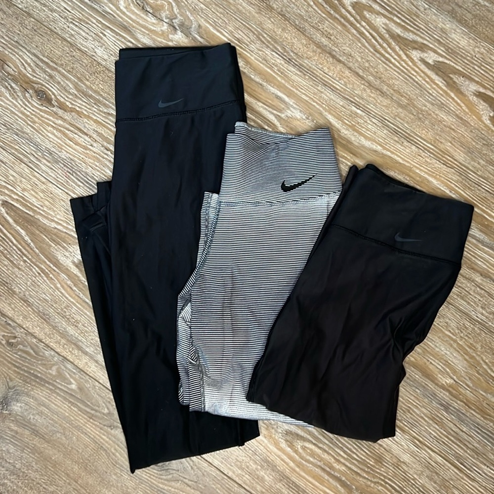 Nike workout leggings 1 pants 2 Capri length